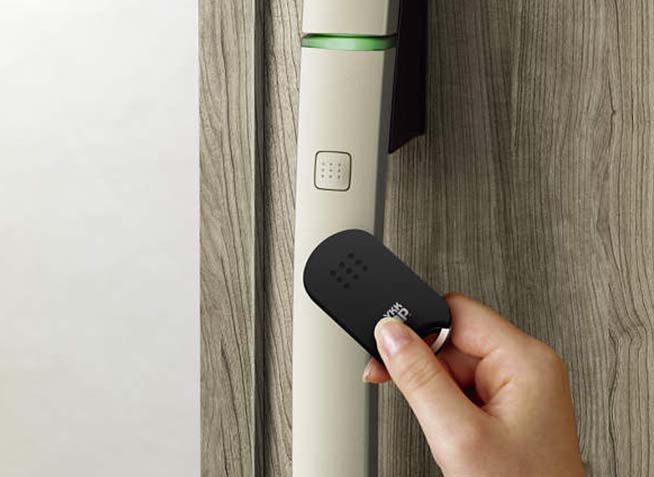 スマートコントロールキー「ピタットキー」