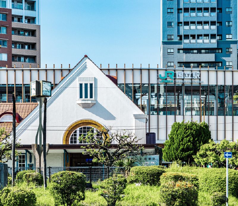 一橋大学