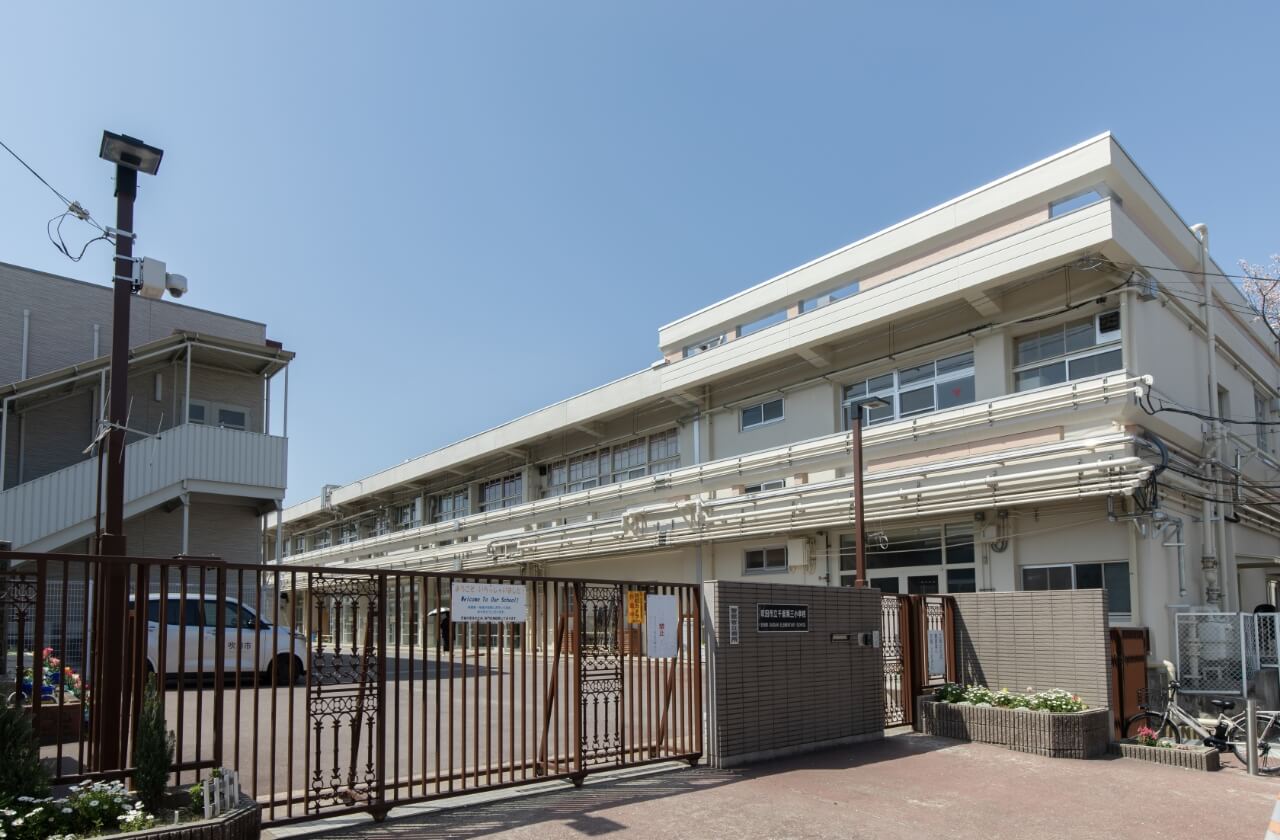 市立千里第三小学校