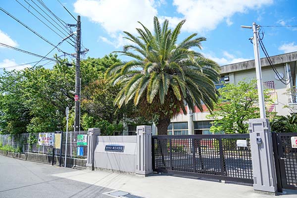 豊中市立第五中学校