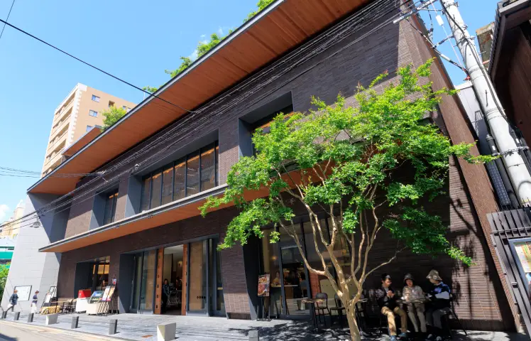 京都八百一本館