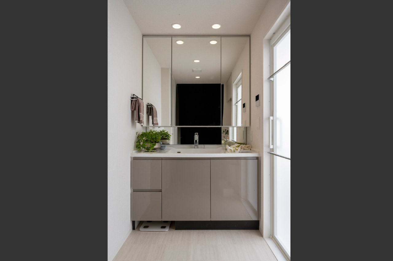 Powder room