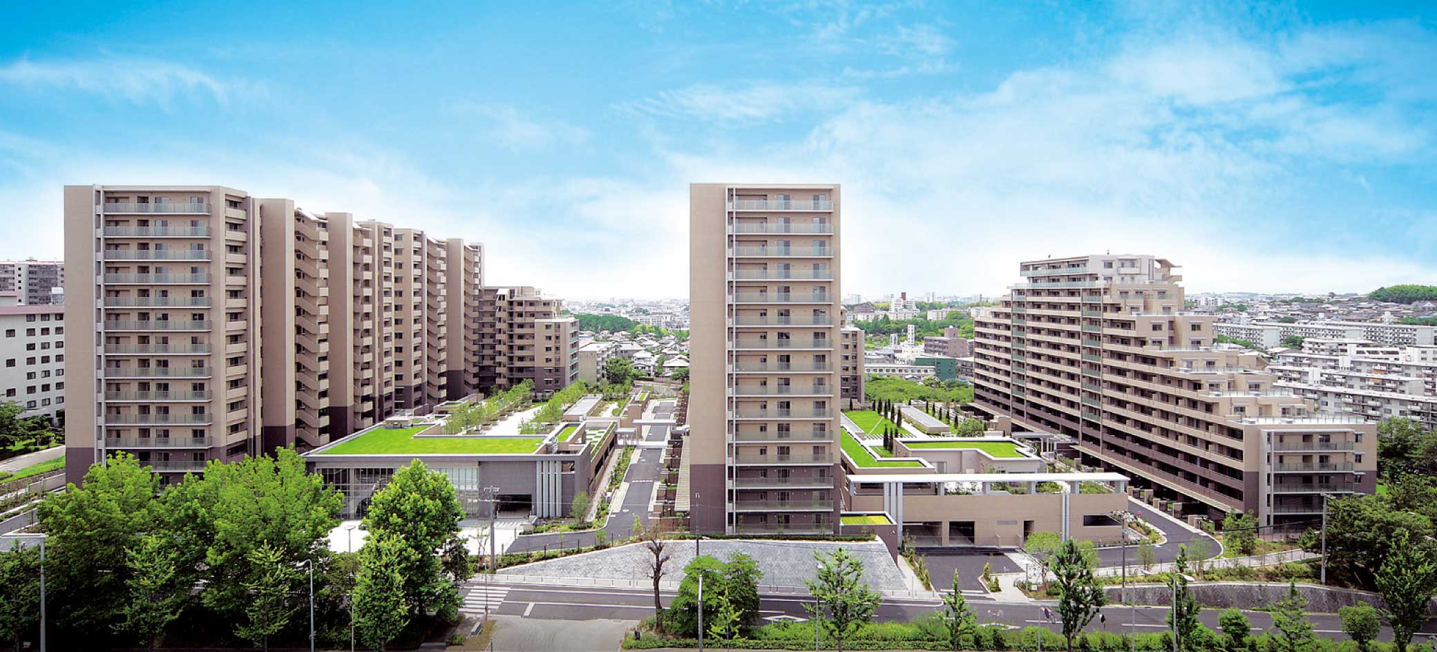ジオ千里桃山台（2008年竣工）