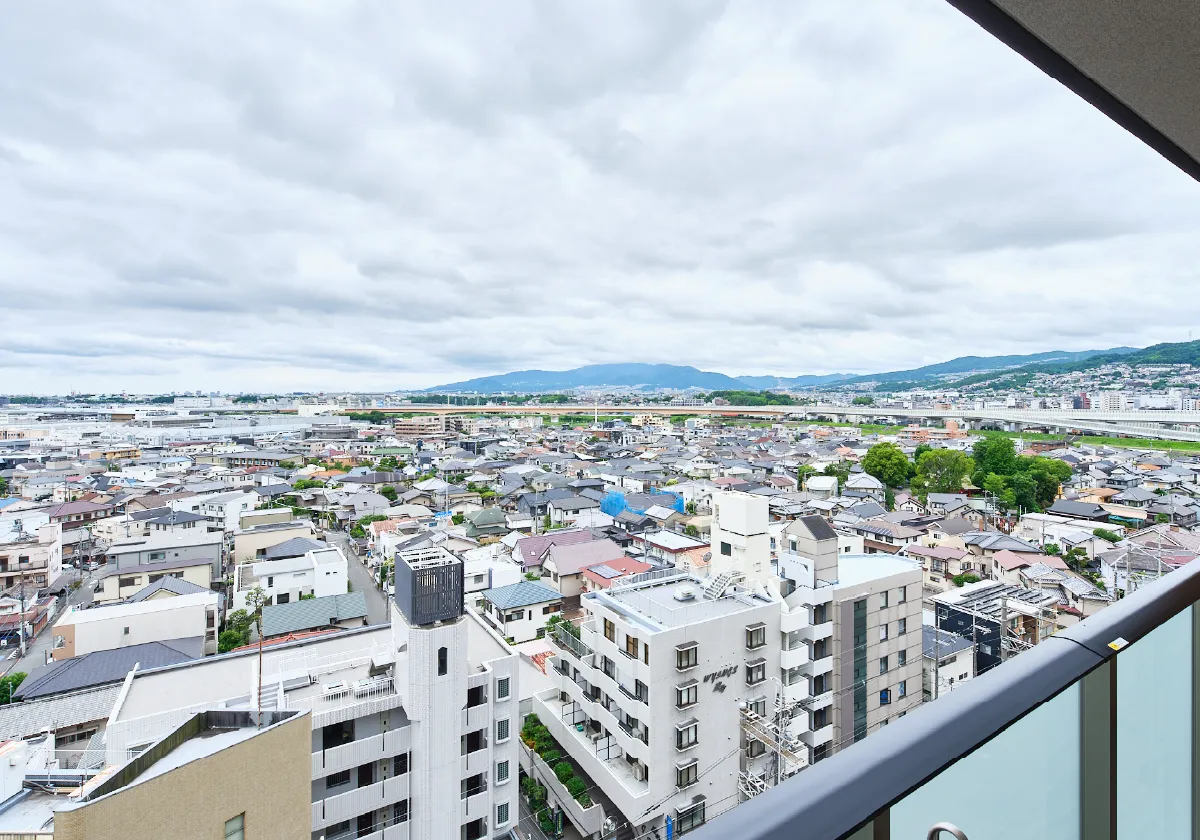 1106号室バルコニー（11階）