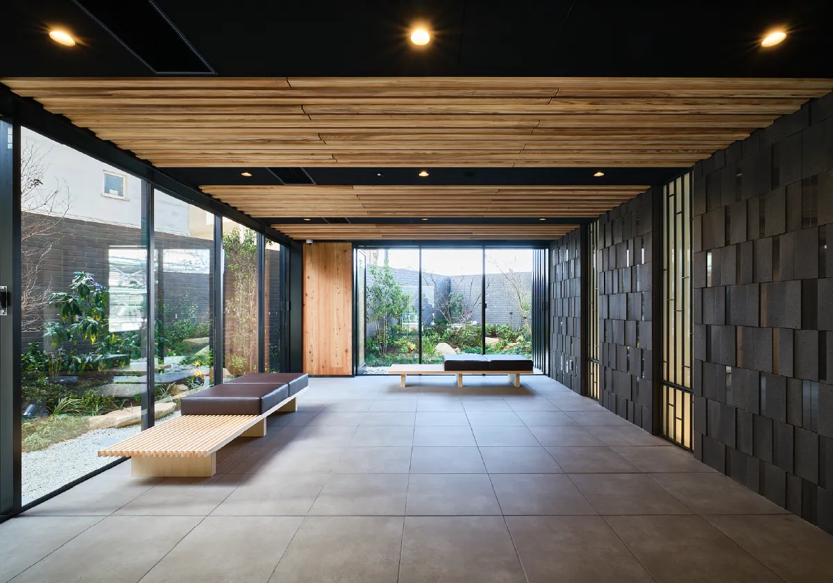 エントランスホール写真（2026年2月撮影）