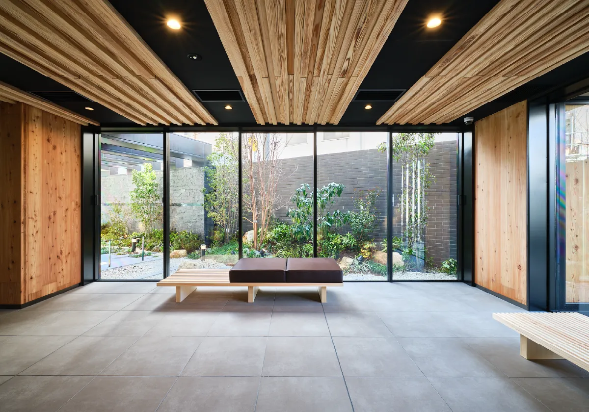 エントランスホール写真（2026年2月撮影）