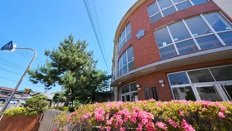 豊中市立南桜塚小学校