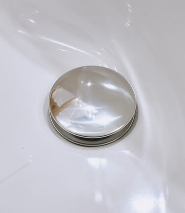プッシュ前の排水溝の画像