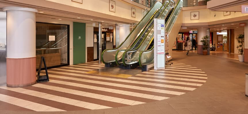 ベルフローラ・かわにしイースト（徒歩1分／約30m）