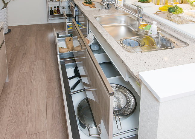 オールスライド式収納の写真