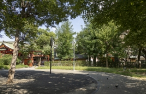 十三東公園