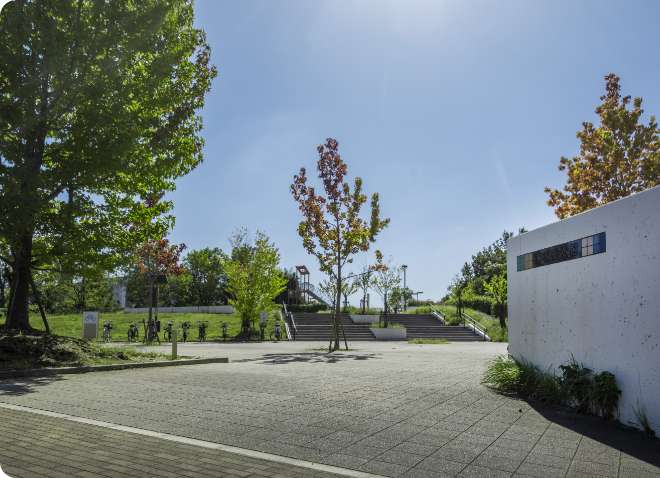 彩都西公園（徒歩4分/約310m）