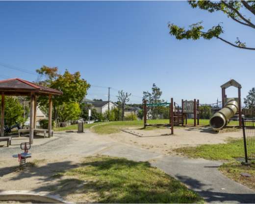 むくどり公園 （徒歩10分/約790m）