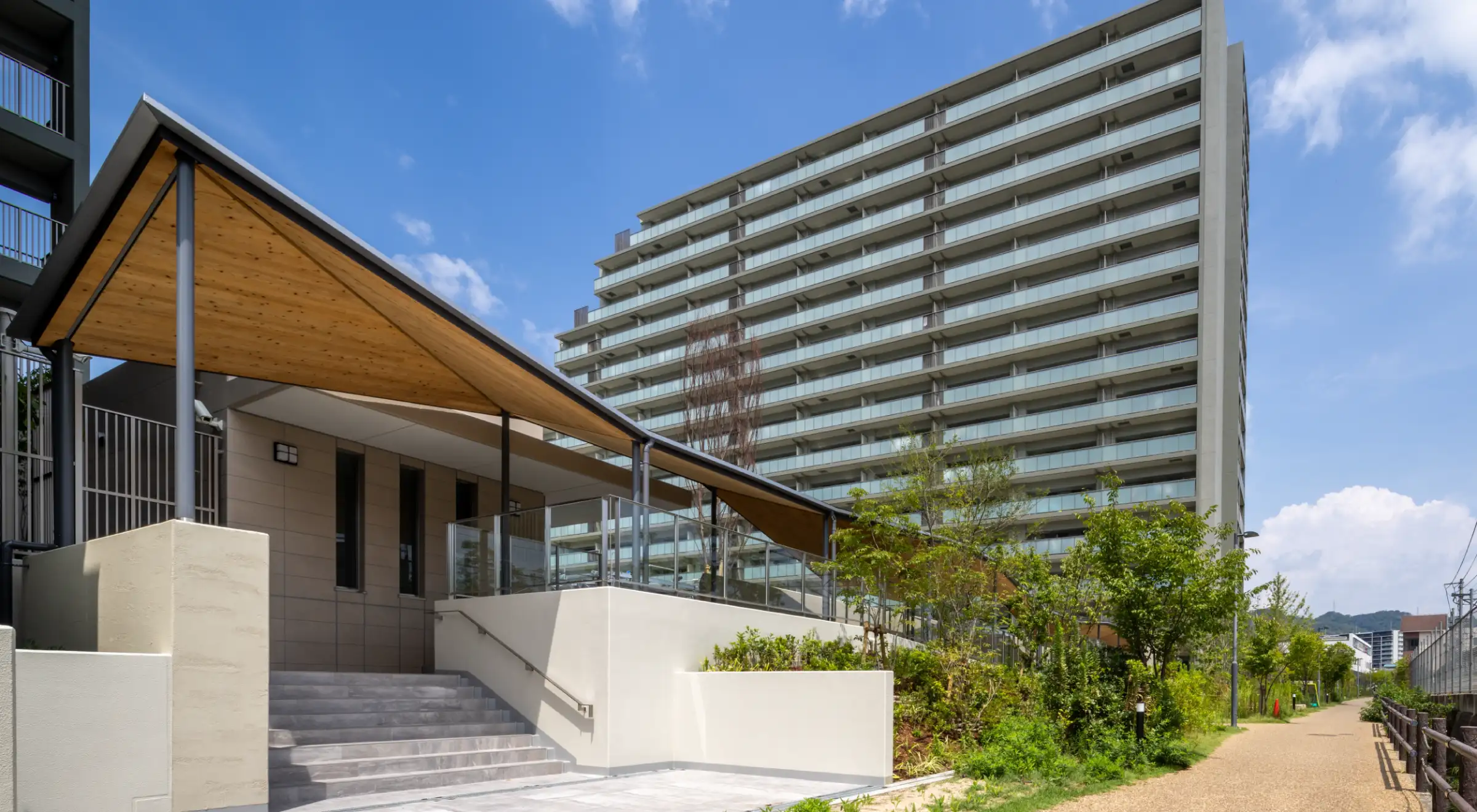 サウスエントランス