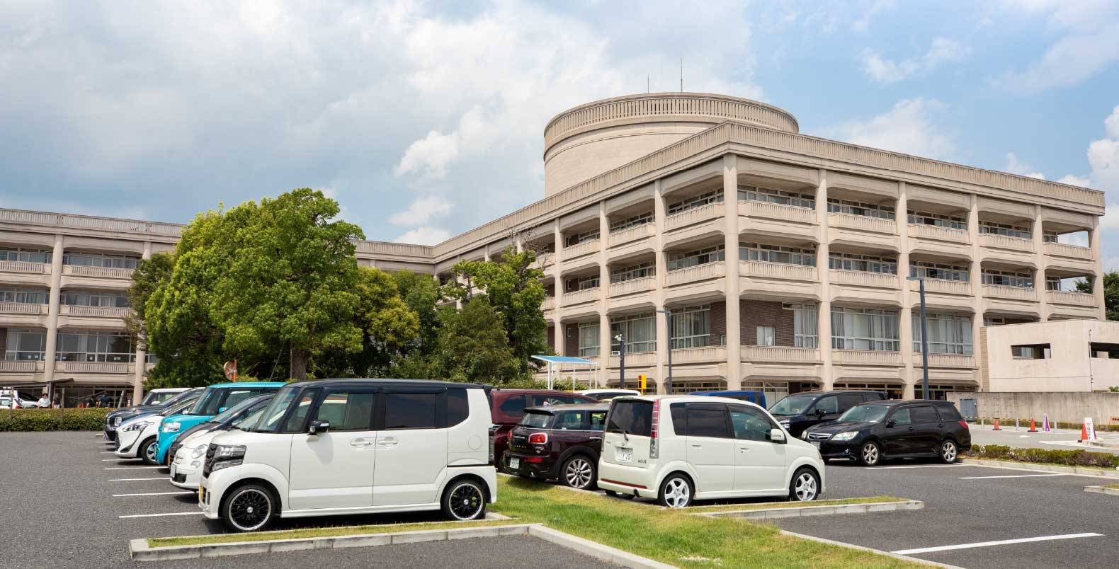 宝塚市役所