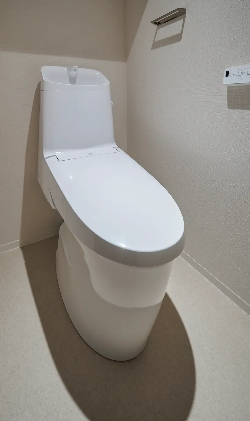 ロータンクトイレ