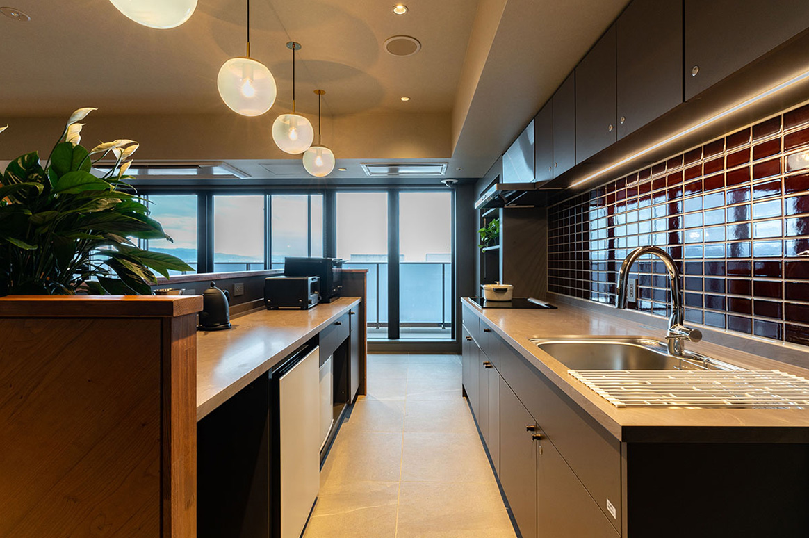 ダイニングラウンジ