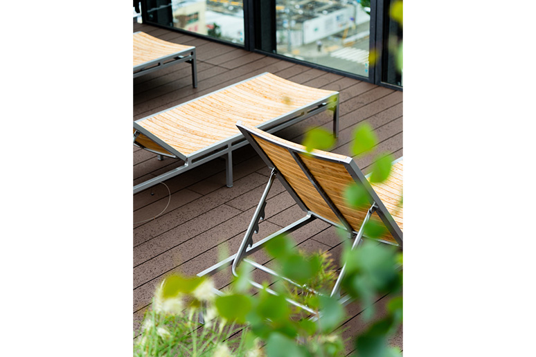 西北のおごり自販機